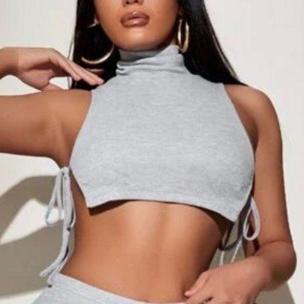 Side Knot Crop Top